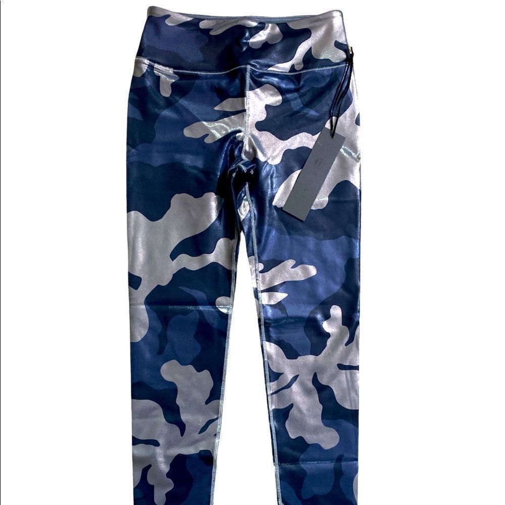New Noli Guerra Shimmery Blue Silver Metallic Camouflage Leggings